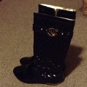 Stuart Weitzman girls boots size 1